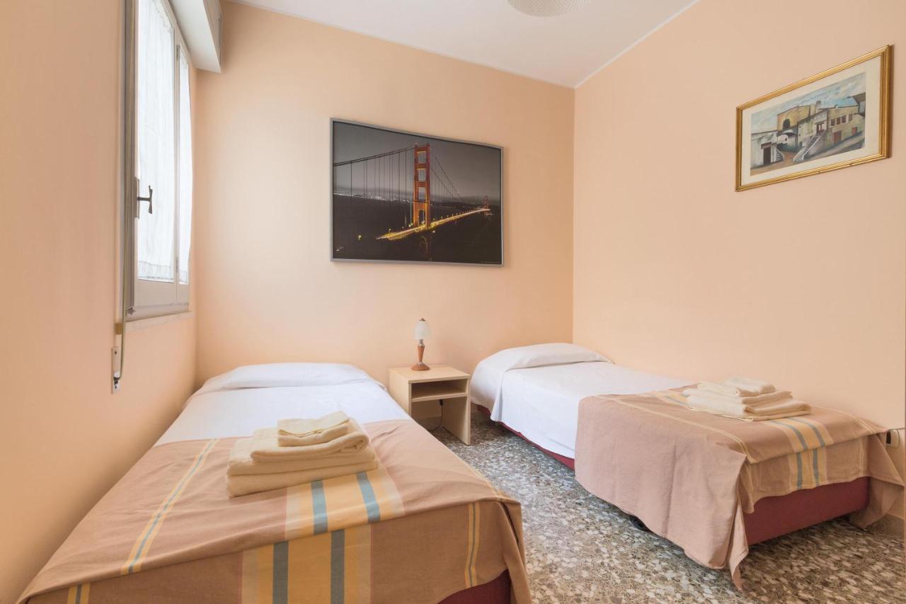 B&B Prima O Poi Parabita Esterno foto