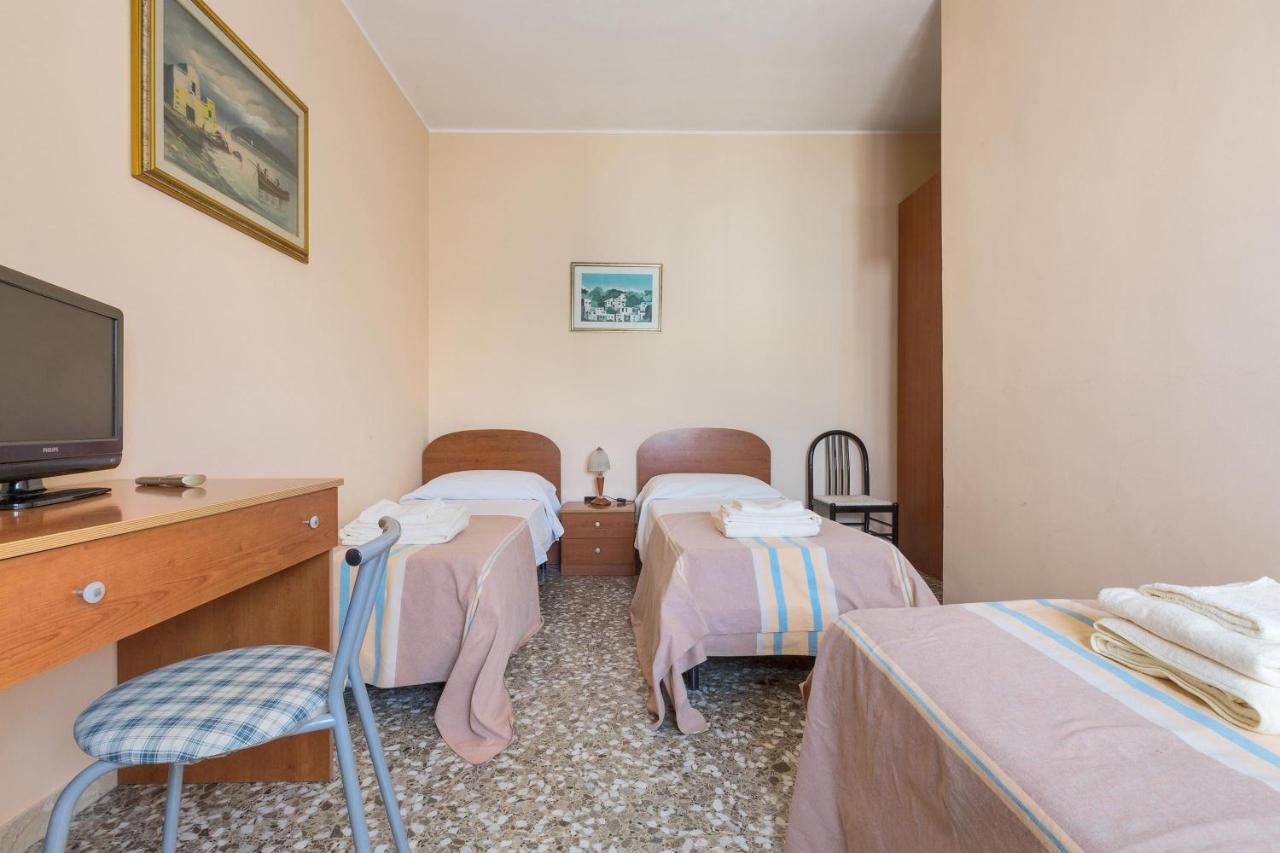 B&B Prima O Poi Parabita Esterno foto