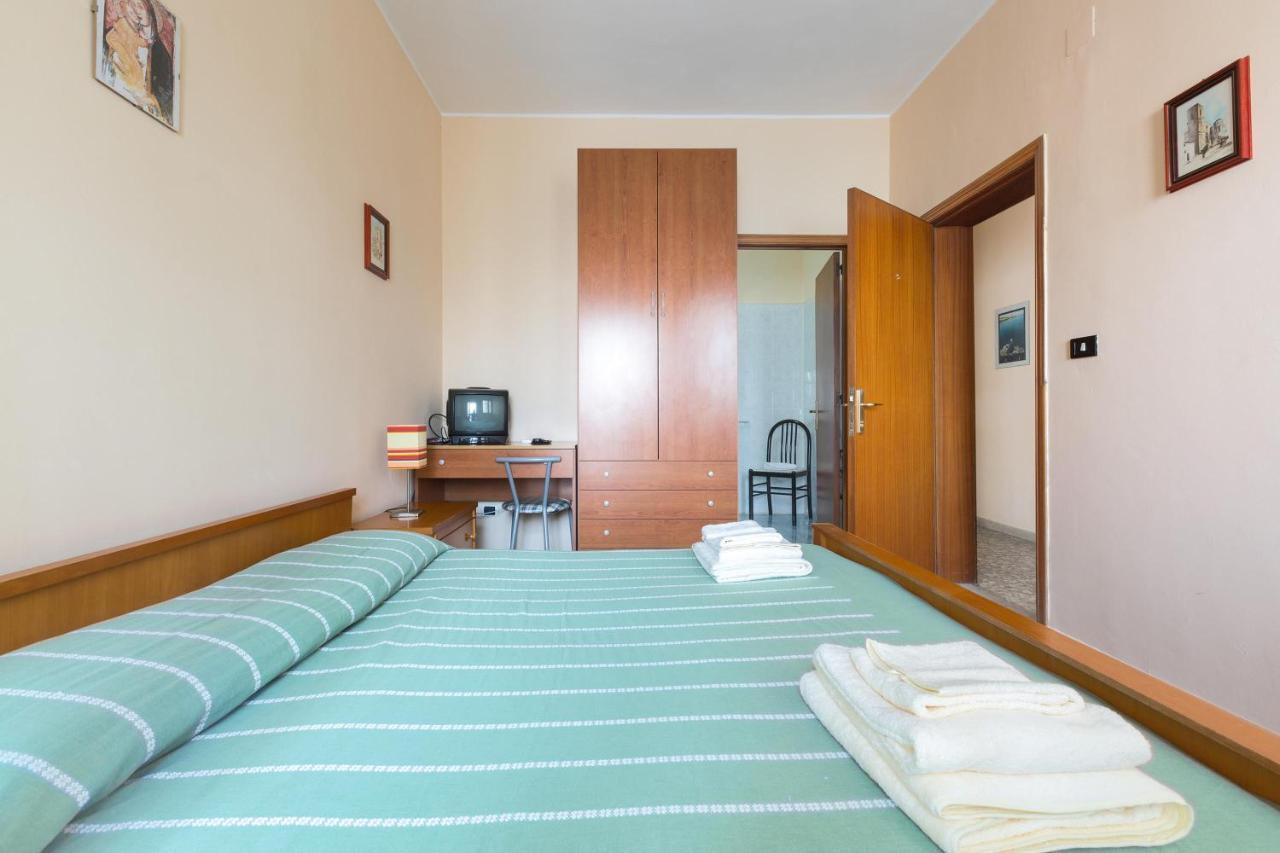 B&B Prima O Poi Parabita Esterno foto